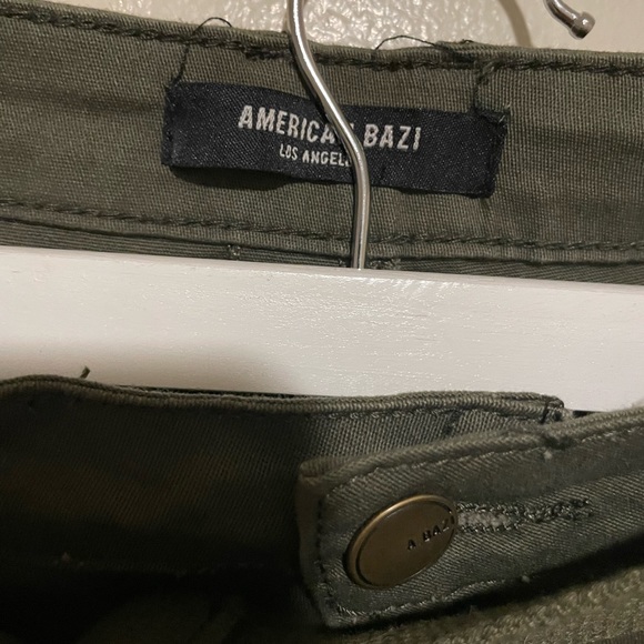 High waist SKINNY CARGO STYLE PANTS, Belted, Pockets, SM - Picture 4 of 4